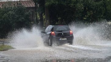 Θεσσαλία: Δεκάδες κλήσεις στην πυροσβεστική λόγω της κακοκαιρίας