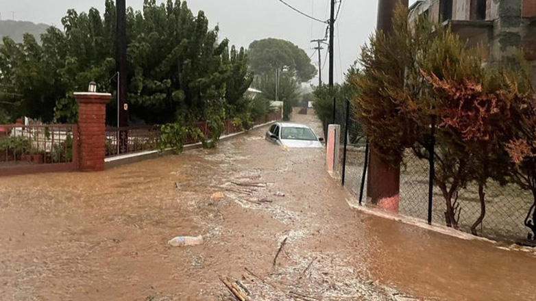 Απαγόρευση κυκλοφορίας στη Σκιάθο – Μήνυμα 112 για επικίνδυνα καιρικά φαινόμενα