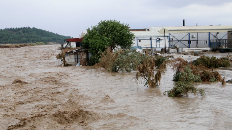 Απεγκλωβίστηκε αγρότης στην περιοχή του Δομοκού
