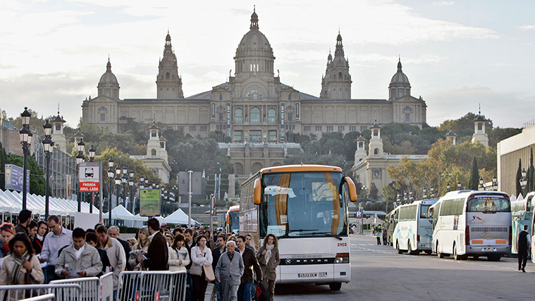Οι Ισπανοί αγανακτούν με τους «αλητοτουρίστες»