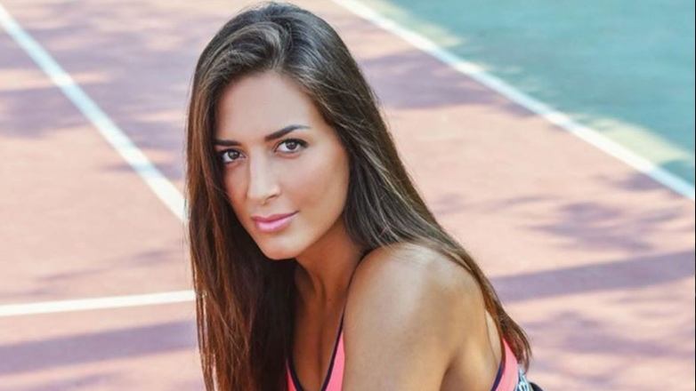 Εύη Σαλταφερίδου: Ρίχνει το instagram με το διχτυωτό καλοκαιρινό της ρούχο