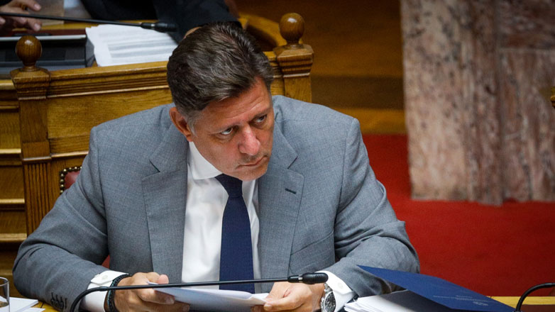 Όπισθεν ολοταχώς ο Βαρβιτσιώτης – Ζητά συγγνώμη για την ασυνάρτητη φρασεολογία που χρησιμοποίησε