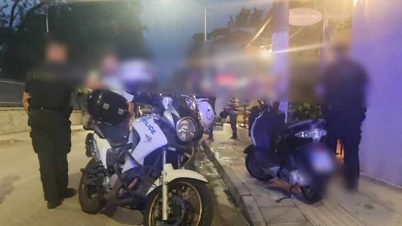 Άγριο οπαδικό επεισόδιο στο Αγρίνιο – Ένας τραυματίας από μαχαιριές στον μηρό