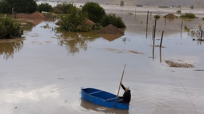 Εκκενώνονται 2 περιοχές στα Τρίκαλα: 112 για Κανάβια και Σταυρό Ελάτης