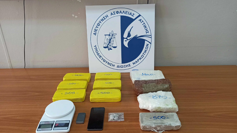 Συνελήφθη 44χρονος για διακίνηση κοκαΐνης και ηρωίνης στην Αττική