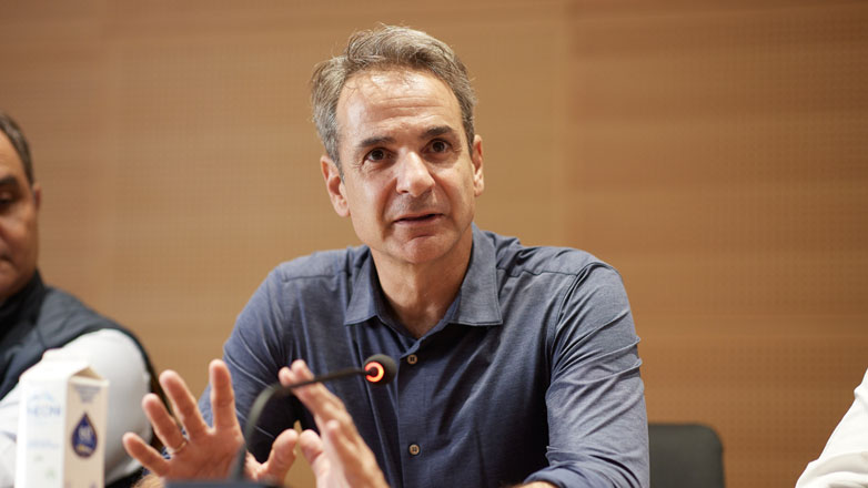 Μητσοτάκης από Βόλο: «Θα ξαναφτιάξουμε πιο ανθεκτικές τις υποδομές μας»