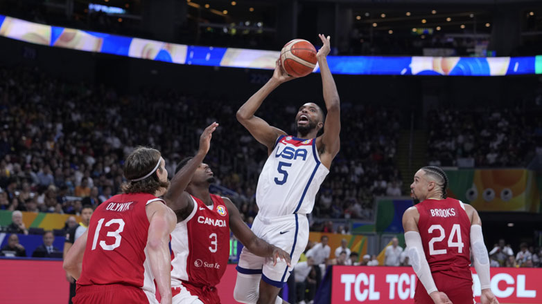 Μουντομπάσκετ 2023: Το τρομερό τρίποντο του Μπρίτζες που έστειλε τον μικρό τελικό στην παράταση