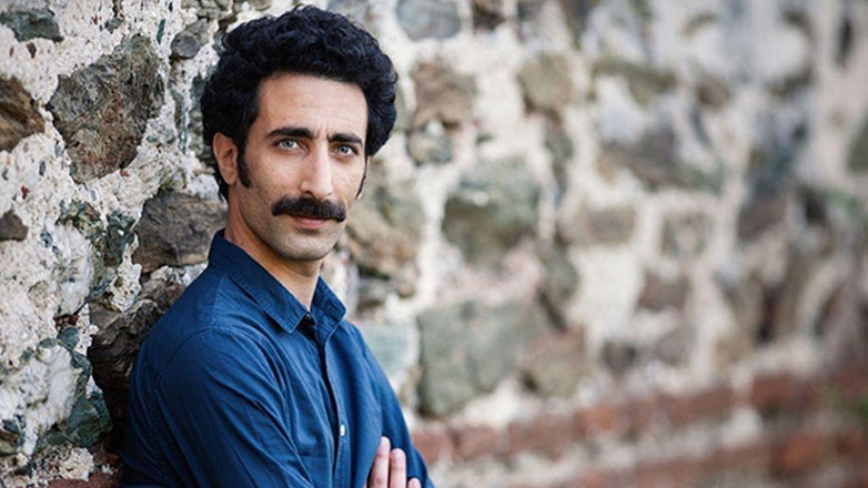 Ο Γιάννης Διονυσίου live στην Πλαζ Αρετσούς στη Θεσσαλονίκη Ο Γιάννης Διονυσίου live στην Πλαζ Αρετσούς στη Θεσσαλονίκη