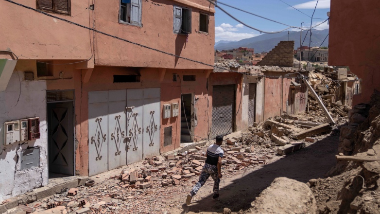 Η Ισπανία στέλνει 86 μέλη σωστικών συνεργείων στο Μαρόκο