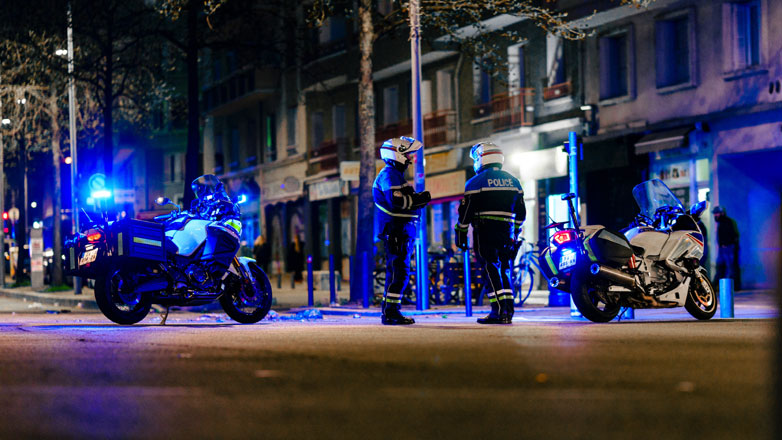 Γαλλία: 24χρονη χτυπήθηκε από αδέσποτη σφαίρα μέσα στο διαμέρισμά της