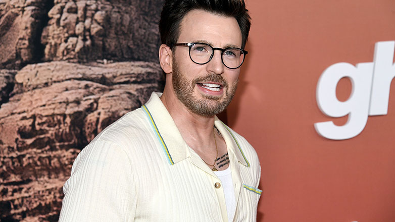 Κρις Έβανς: Παντρεύτηκε ο ηθοποιός την Άλμπα Μπαπτίστα