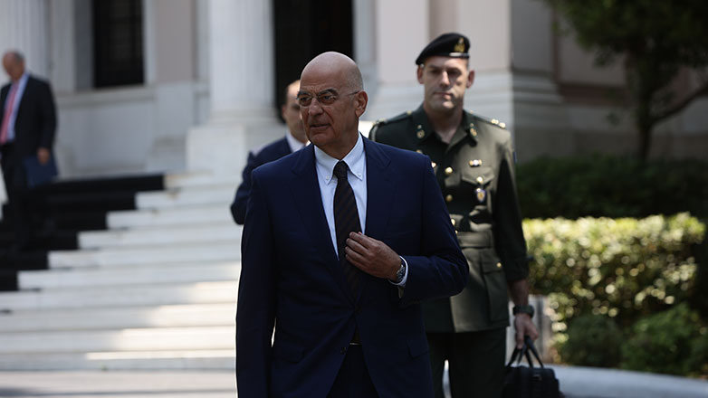 Στο συντονιστικό κέντρο στη Λάρισα μεταβαίνει ο Δένδιας