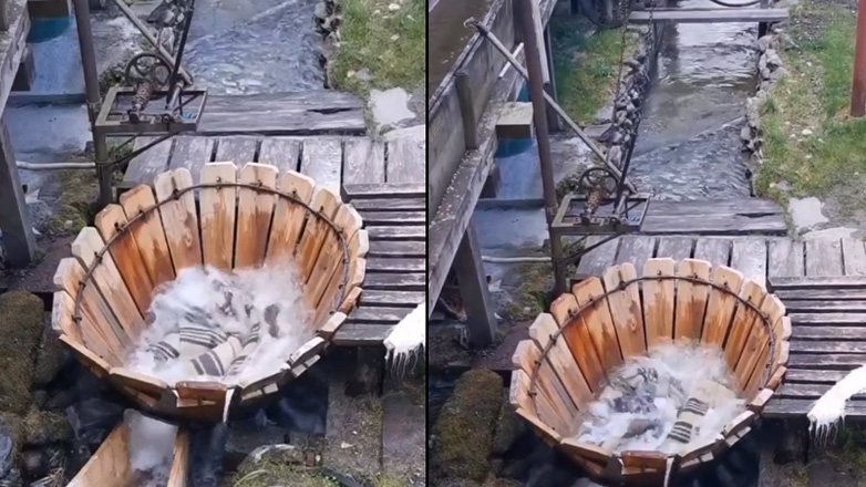 Παραδοσιακό πλυντήριο σε ποτάμι