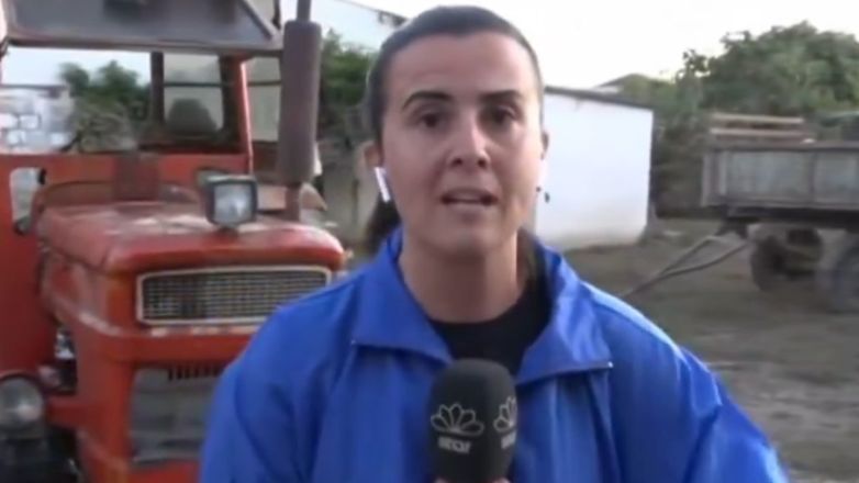 Αυτή είναι όντως δημοσιογράφος. Μπράβο της!