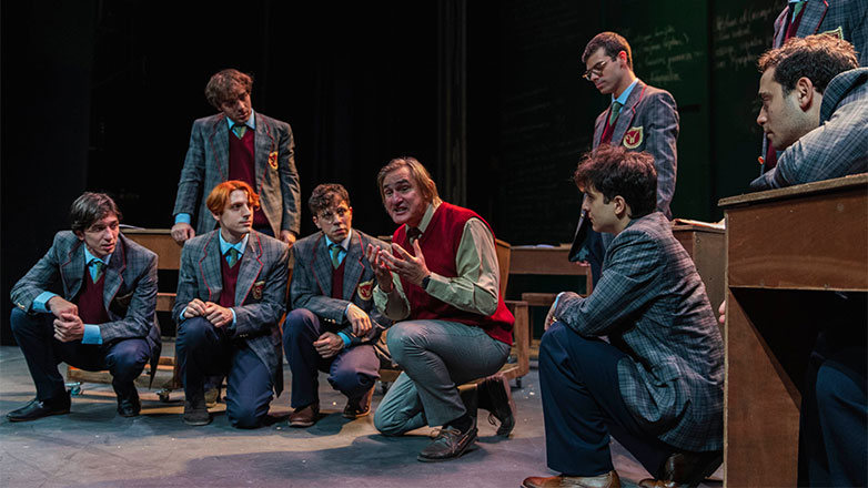 «Ο Κύκλος των χαμένων ποιητών» επιστρέφει για δεύτερη χρονιά στο θέατρο Βρετάνια