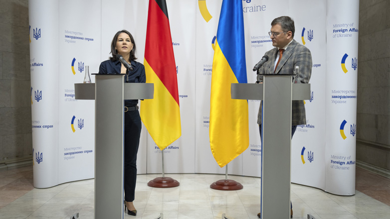 Η Γερμανία ενθαρρύνει τους εταίρους της να στείλουν αντιαεροπορικά συστήματα στην Ουκρανία