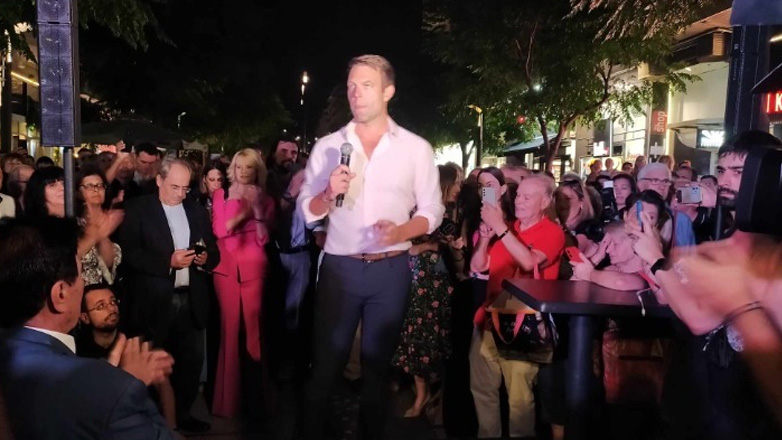 Τη δέσμευση ότι δεν θα αποχωρήσει από τον ΣΥΡΙΖΑ ανεξάρτητα από το αποτέλεσμα των εκλογών έδωσε ο Στ. Κασσελάκης