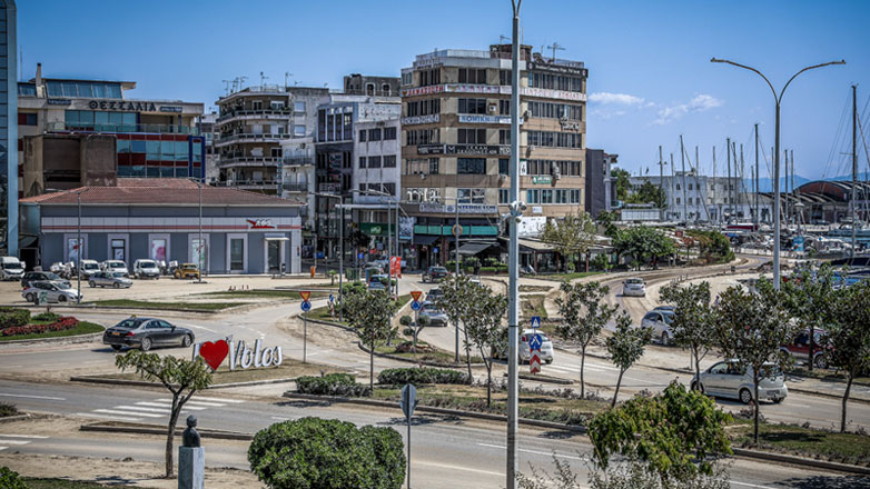 Χωρίς πόσιμο νερό για 10η μέρα ο Βόλος – Κίνδυνος υπερχείλισης της λίμνης Κάρλας