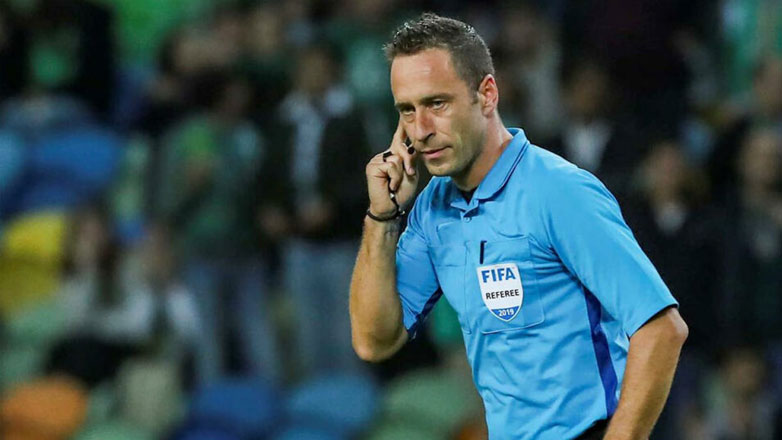 Super League: Ο Αρτούρ Σοάρες στην «Αγιά Σοφιά» σφυρίζει το ΑΕΚ-Ολυμπιακός