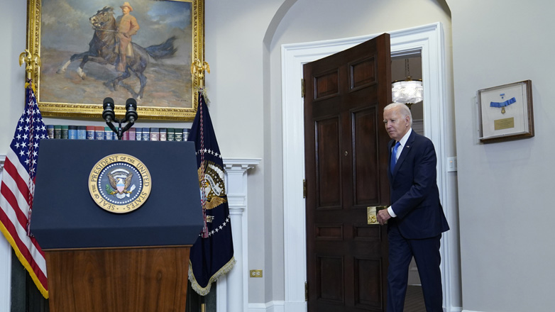 «Τα 80 είναι τα νέα 40» απαντά ο Λευκός Οίκος στις ανησυχίες για τη «μεγάλη ηλικία» του Μπάιντεν