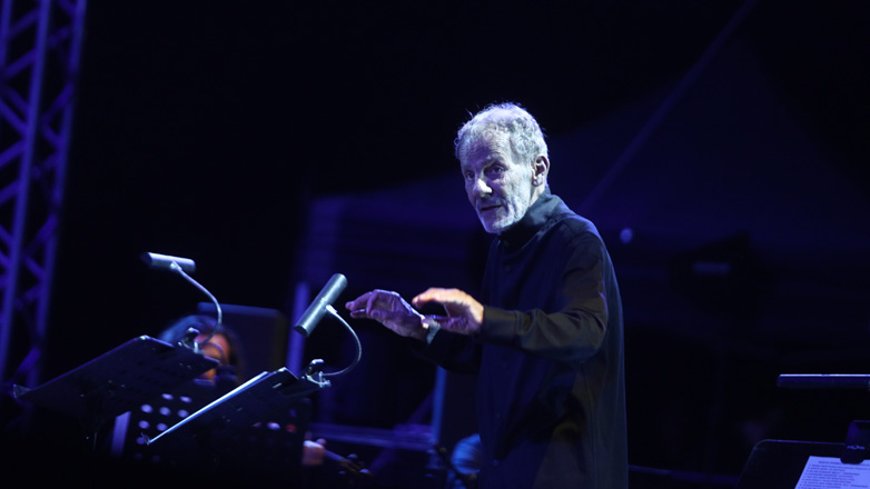 Το Θέατρο του Λυκαβηττού «γιόρτασε» την αναγέννησή του με μαέστρο τον Σταύρο Ξαρχάκο