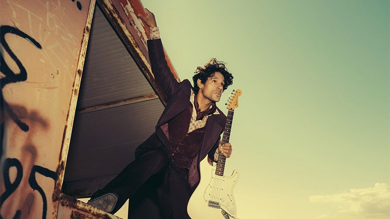 «Ο τυχαίος θάνατος ενός αναρχικού»: Η παράσταση-φαινόμενο συνεχίζεται για τρίτη χρονιά στο Θέατρο Γκλόρια