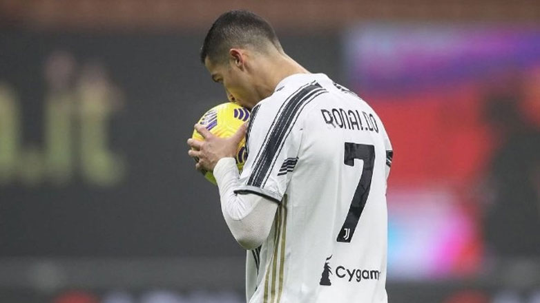 Ο Ρονάλντο ζητάει 19,9 εκατ. ευρώ από τη Γιουβέντους