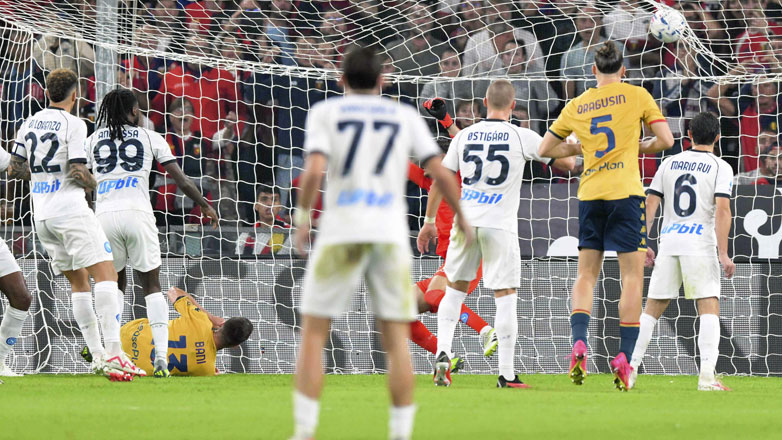 Ιταλία: Βαθμός από τον… πάγκο για τη Νάπολι, 2-2 στη Γένοβα