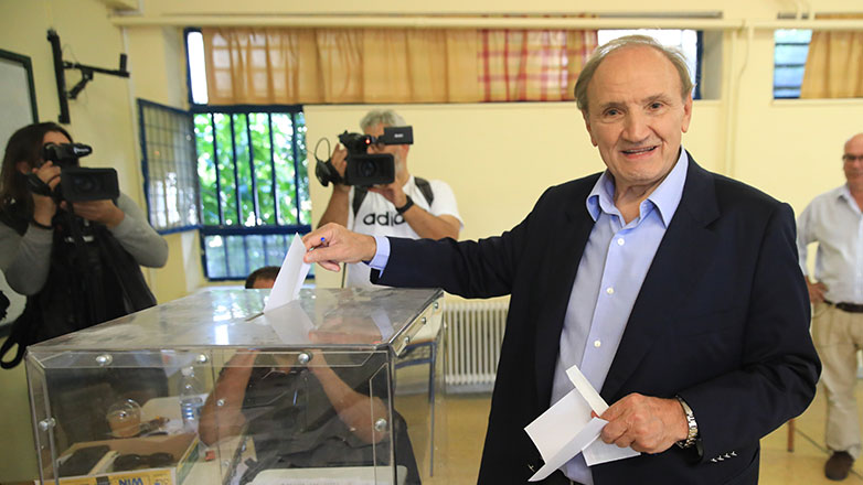 Εκλογές ΣΥΡΙΖΑ: Ψήφισε ο Στέφανος Τζουμάκας – «Έχουμε τη δυνατότητα δημιουργίας κόμματος πολιτικής και κοινωνικής πλειοψηφίας»
