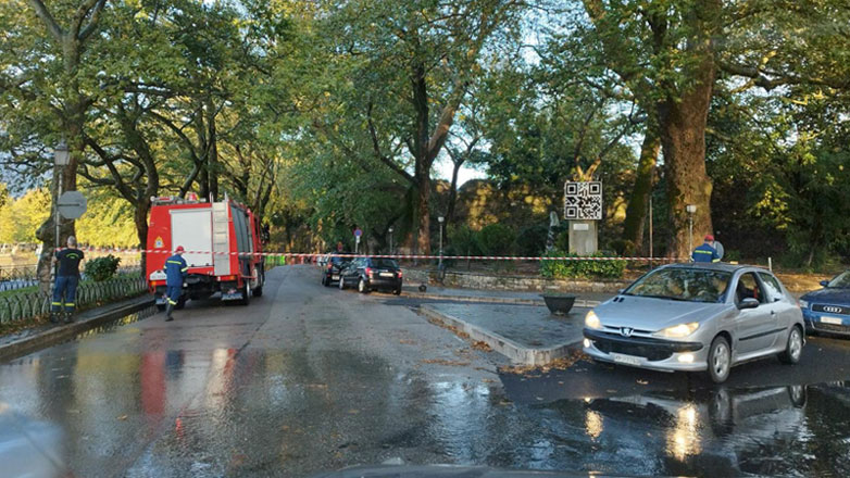 Σφοδρό μπουρίνι έπληξε τα Ιωάννινα -Διακόπηκε η κυκλοφορία λόγω συσσωρευμένων υδάτων