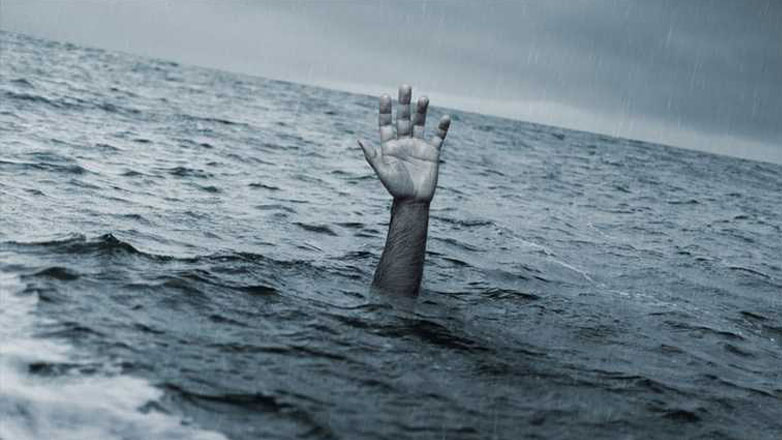 Χαλκιδική: Χωρίς τις αισθήσεις του ανασύρθηκε 65χρονος από τη θάλασσα στη Σάρτη