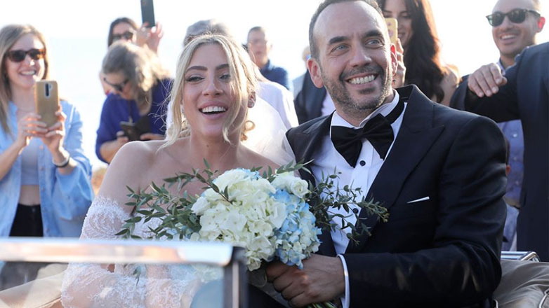 Πάνος Μουζουράκης: Η πρώτη φωτογραφία με τη νεογέννητη κόρη του