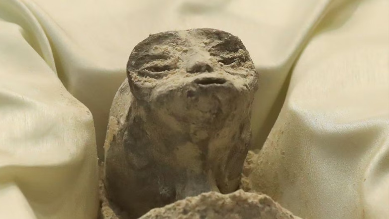 «Αυθεντικοί» οι σκελετοί λένε τώρα οι επιστήμονες για τα λείψανα των εξωγήινων