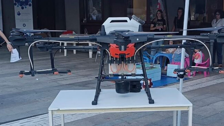 Κοζάνη: Ψεκαστικό drone για τα κουνούπια έκλεψε τις εντυπώσεις