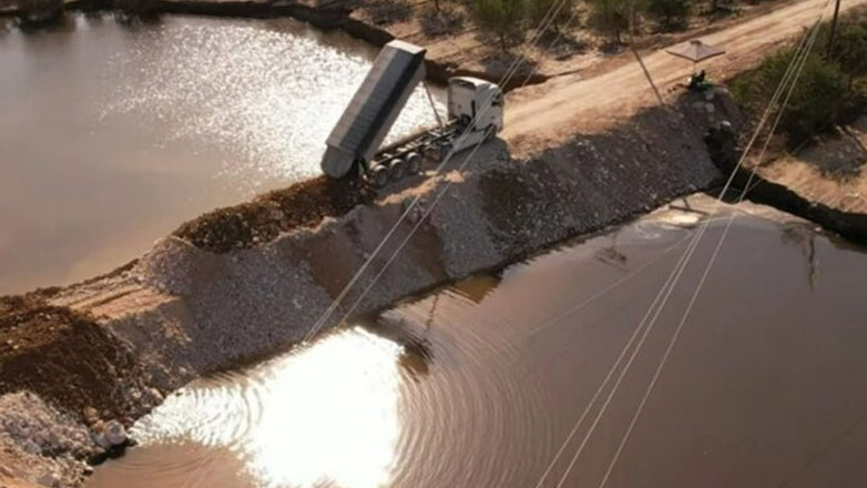 Απίστευτες εικόνες από drone: Δημιουργήθηκε νέα κοίτη στον Πηνειό