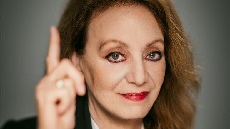 «Δεσποινίς Μαργαρίτα» με την Κατερίνα Μαραγκού στο Θέατρο Αμαλία