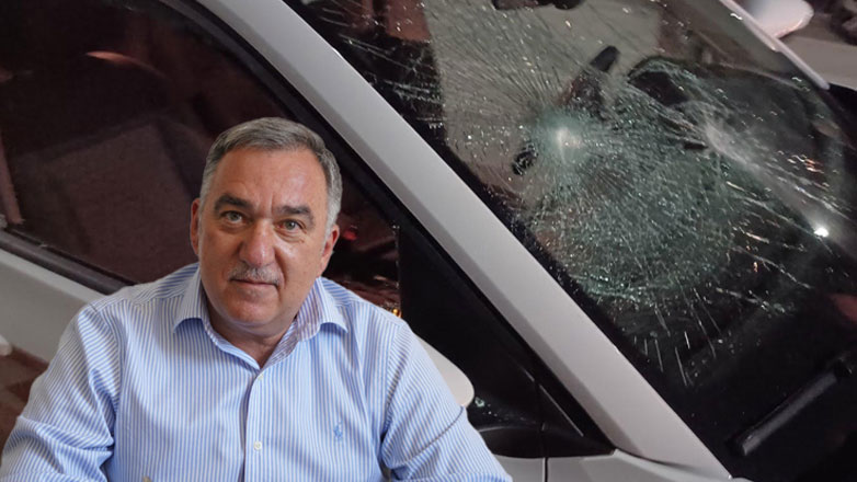 Θύμα επίθεσης ο Δήμαρχος Λαμιέων Θ. Καραΐσκος μετά την καταγγελία για πιέσεις και απειλές από τον Παν. Παπαϊωάννου