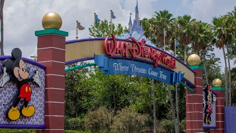 ΗΠΑ: Αιχμαλωτίστηκε αρκούδα που περιφερόταν στο πάρκο ψυχαγωγίας Disney World στη Φλόριντα