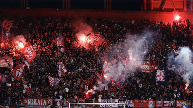 Θύρα 7: «Καμία ανοχή στα λέιζερ και τα καπνογόνα»