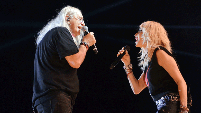 Άννα Βίσση για Νίκο Καρβέλα: «Θα είμαστε αιώνια ερωτευμένοι, απλώς μας είχε τελειώσει το πρακτικό μέρος του έρωτα»