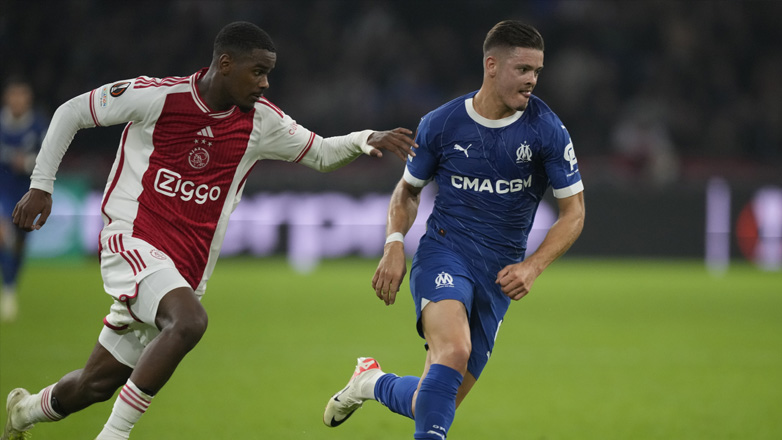 Europa League: «Όρθια» η Μαρσέιγ (3-3) στην έδρα του Άγιαξ, με το… δεξί Γουέστ Χαμ και Αταλάντα