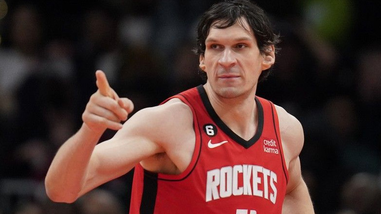 ΝΒΑ: Παραμένει στους Ρόκετς για μία ακόμη σεζόν ο Μαριάνοβιτς