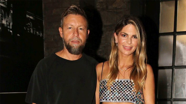 Η Νατάσα Σκαφίδα μιλάει πρώτη φορά για την κόντρα του συζύγου της, Γιάννη Βαρδή με τη Φιλοθέη Μωβ