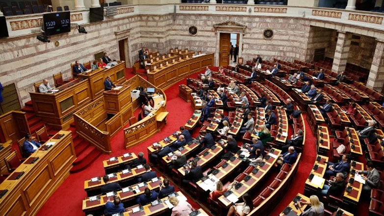 Βουλή: Ομόφωνα άρση ασυλίας για Δ. Καλαματιανό, Γ. Κοτρωνιά και Ρ. Δούρου