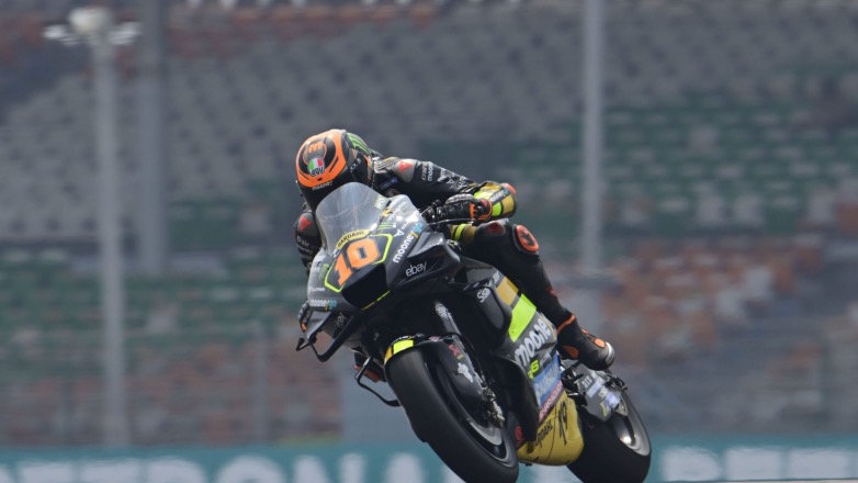 O Luca Marini 1ος στην Bharat (Ινδία) την 1η ημέρα