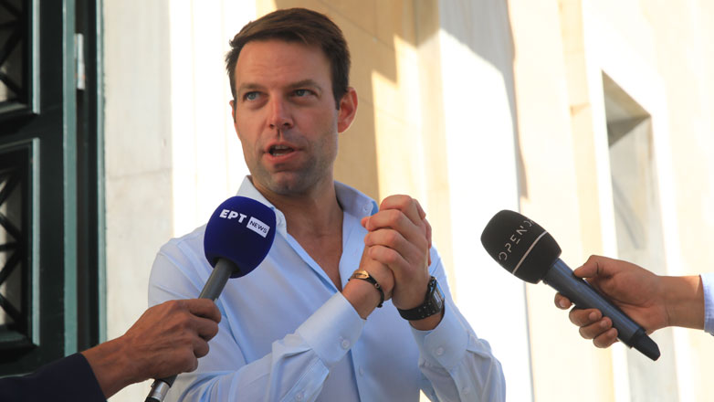 Κασσελάκης: «Εγώ πατάω στην πολιτική παρακαταθήκη του Ανδρέα Παπανδρέου και του Αλέξη Τσίπρα»