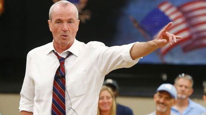 ΗΠΑ: Ο κυβερνήτης του Νιου Τζέρσι ζήτησε την παραίτηση του γερουσιαστή Μενέντεζ