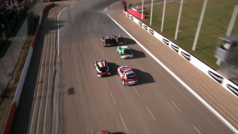 Φανταστική απεικόνιση αγώνα ράλι από fpv