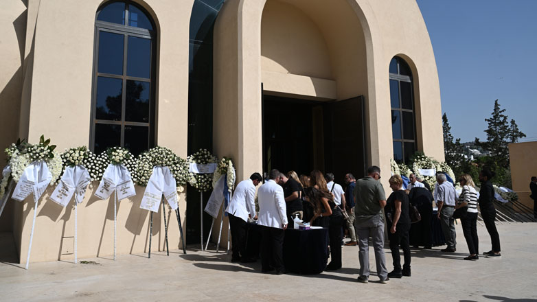 Σε κλίμα οδύνης το τελευταίο «αντίο» στα αδέλφια της ελληνικής αποστολής που σκοτώθηκαν στη Λιβύη