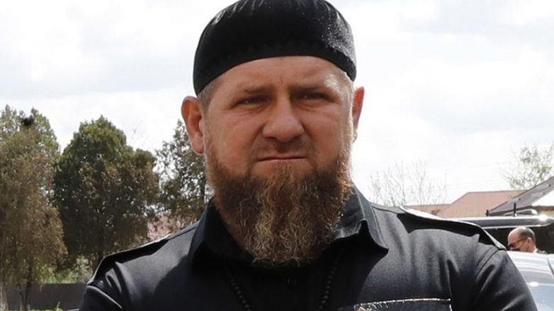 Ο Καντίροφ δηλώνει περήφανος για τον γιο του που ξυλοκόπησε κρατούμενο φυλακών